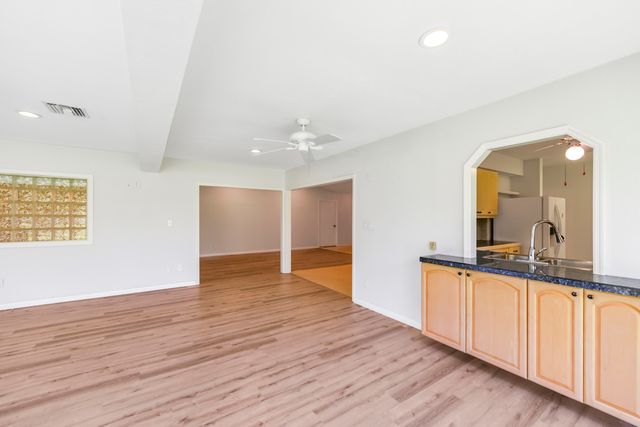 13257 Touchstone Place, Palm Beach Gardens, FL 33418