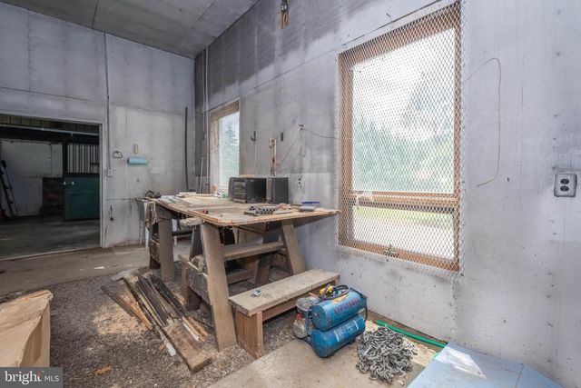 6267 SANG RUN RD, Mc Henry, MD 21541