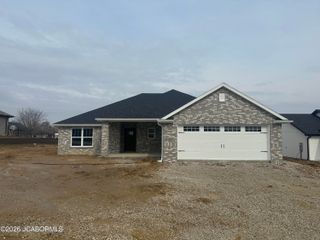 260 ROSEWOOD COURT, Holts Summit, MO 65043