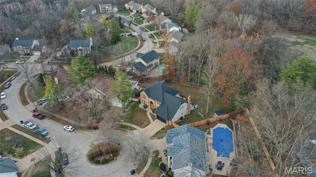 6906 Wellsford Court, Oakville, MO 63129