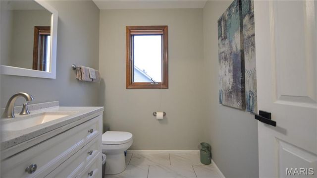 6906 Wellsford Court, Oakville, MO 63129