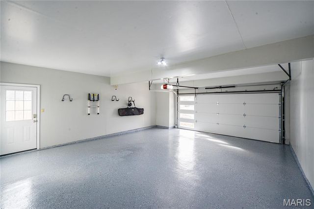 6906 Wellsford Court, Oakville, MO 63129