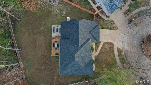 6906 Wellsford Court, Oakville, MO 63129