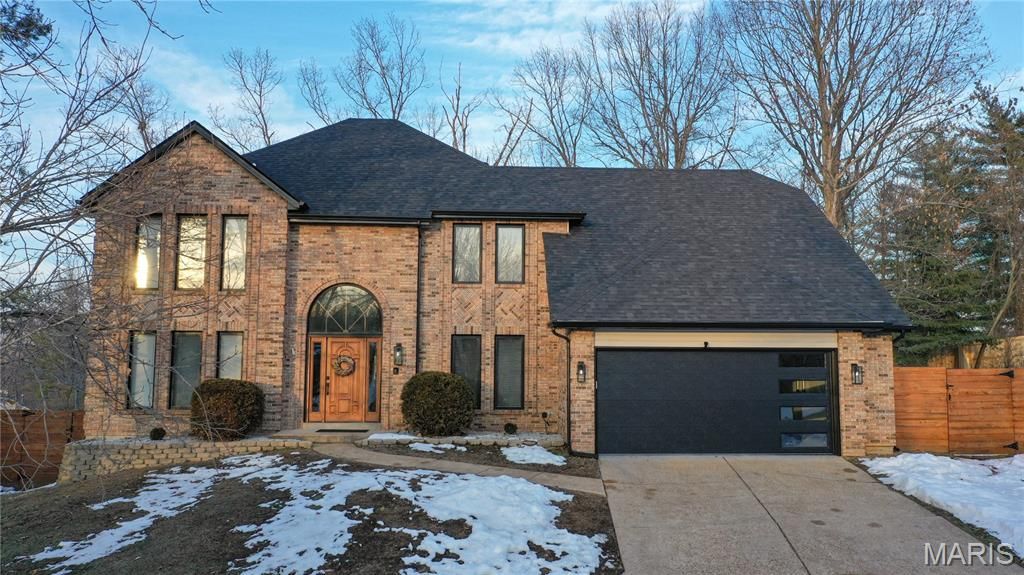6906 Wellsford Court, Oakville, MO 63129