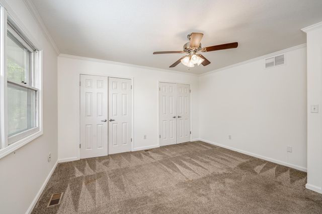 1728 N Overlook, Derby, KS 67037