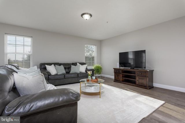 7 SIMON COURT, Mechanicsburg, PA 17050