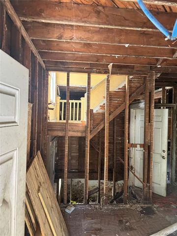192 W Grand, Highland Park, MI 48203