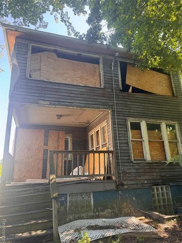 192 W Grand, Highland Park, MI 48203