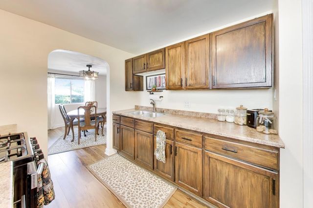 2807 Scott Street, Franklin Park, IL 60131