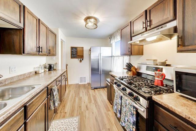 2807 Scott Street, Franklin Park, IL 60131