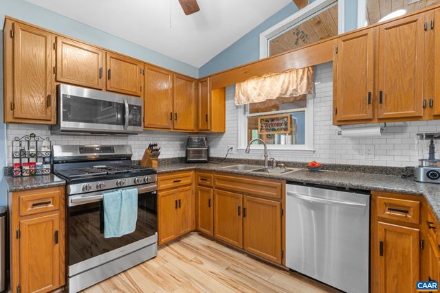 1971 WILDERNESS RD, Reva, VA 22735
