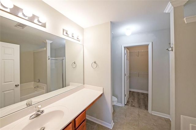 2062 Lakeshore Overlook Drive NW, Kennesaw, GA 30152