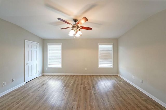 2062 Lakeshore Overlook Drive NW, Kennesaw, GA 30152