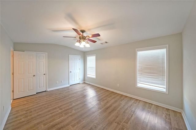 2062 Lakeshore Overlook Drive NW, Kennesaw, GA 30152