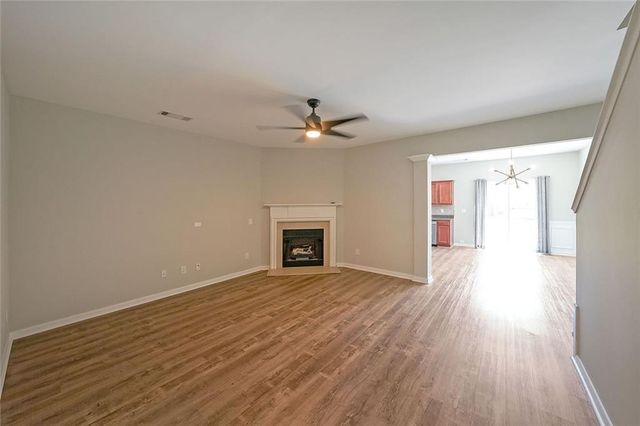 2062 Lakeshore Overlook Drive NW, Kennesaw, GA 30152