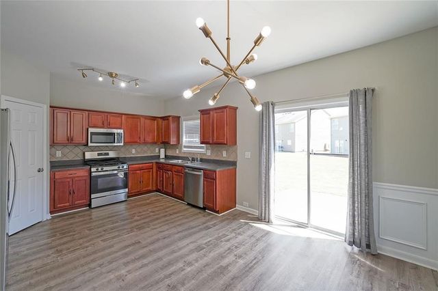 2062 Lakeshore Overlook Drive NW, Kennesaw, GA 30152