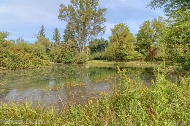 19150 Beck Road, Northville Township, MI 48167