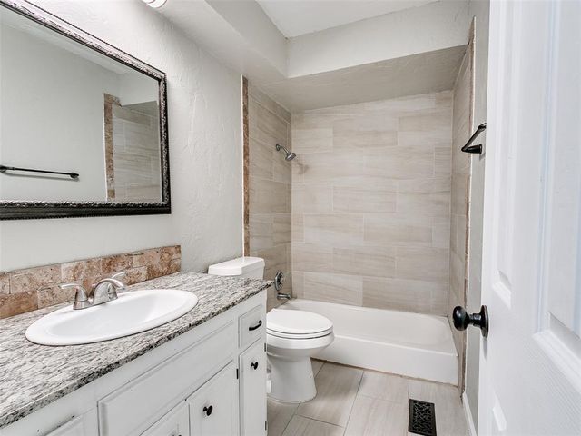 6713 Bayberry Drive, Oklahoma City, OK 73162