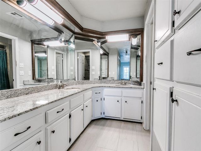 6713 Bayberry Drive, Oklahoma City, OK 73162