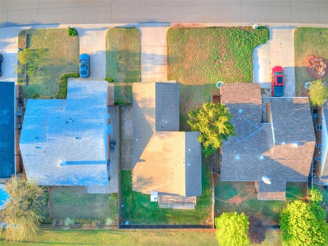 6713 Bayberry Drive, Oklahoma City, OK 73162