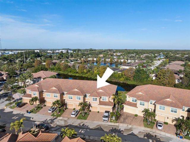 651 SW Glen Crest Way 2, Stuart, FL 34997