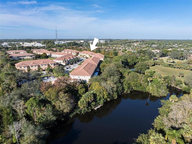 651 SW Glen Crest Way 2, Stuart, FL 34997