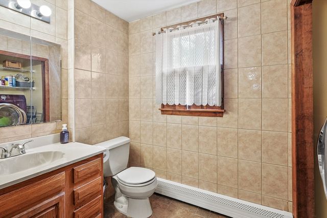 1 Sierra Street, Worcester, MA 01602