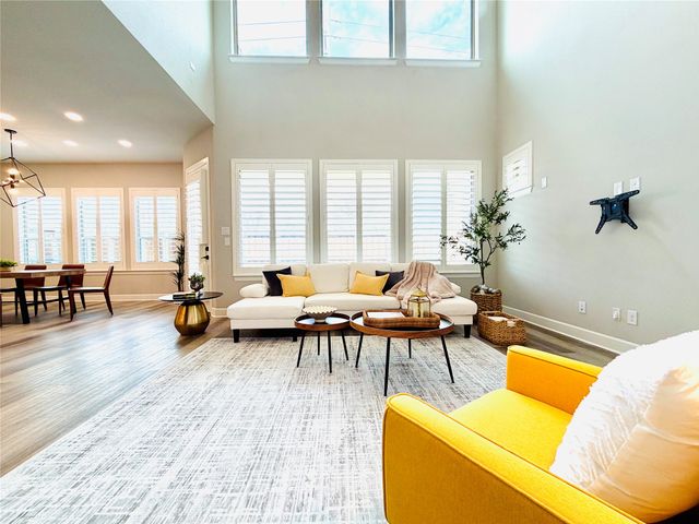 3417 Rosebud Park Lane, Dallas, TX 75229