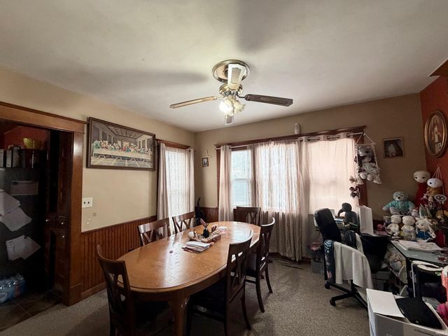 1126 Edwardsburg Avenue, Elkhart, IN 46516