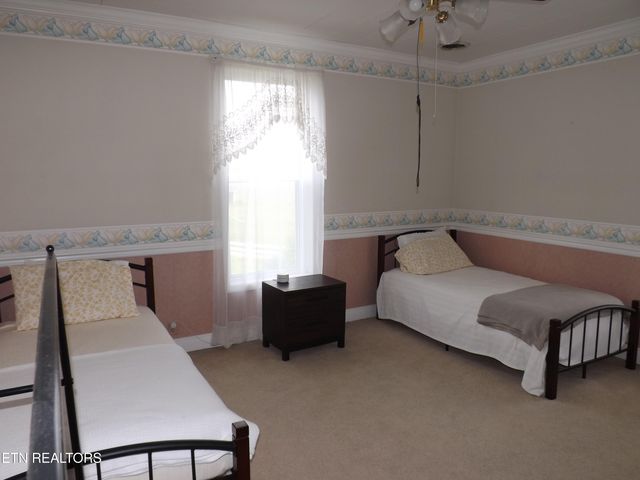 1031 Shawanee Rd, Harrogate, TN 37752