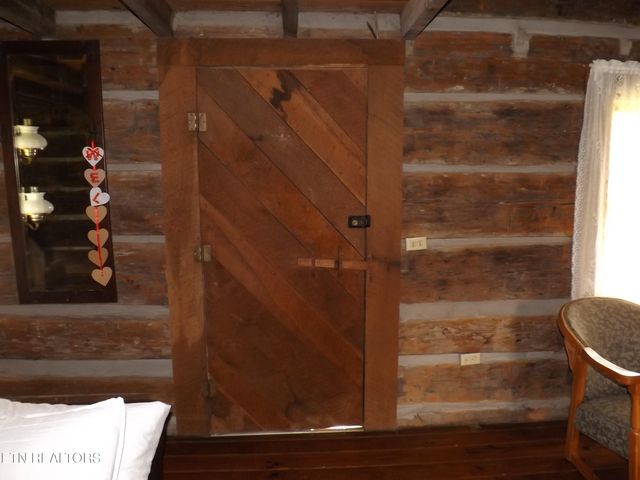 1031 Shawanee Rd, Harrogate, TN 37752