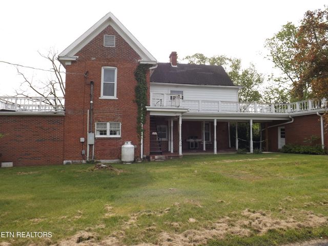 1031 Shawanee Rd, Harrogate, TN 37752