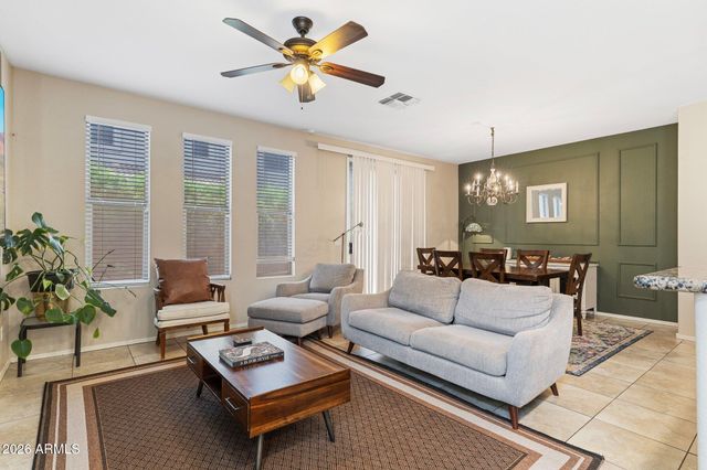 5341 E HILTON Avenue, Mesa, AZ 85206