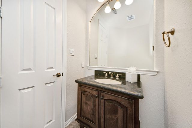 7 Dunwood Springs Court, Shenandoah, TX 77381