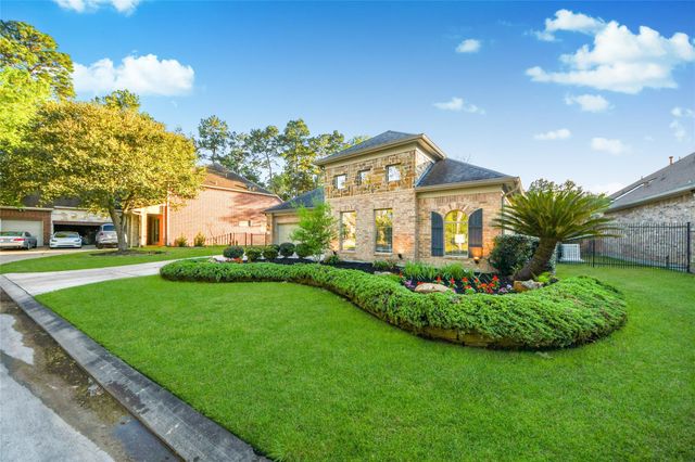 7 Dunwood Springs Court, Shenandoah, TX 77381