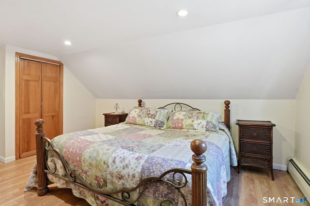 9 Overhill Road, Enfield, CT 06082
