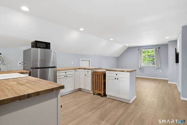 9 Overhill Road, Enfield, CT 06082
