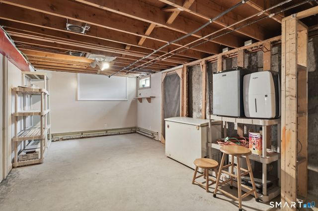 9 Overhill Road, Enfield, CT 06082
