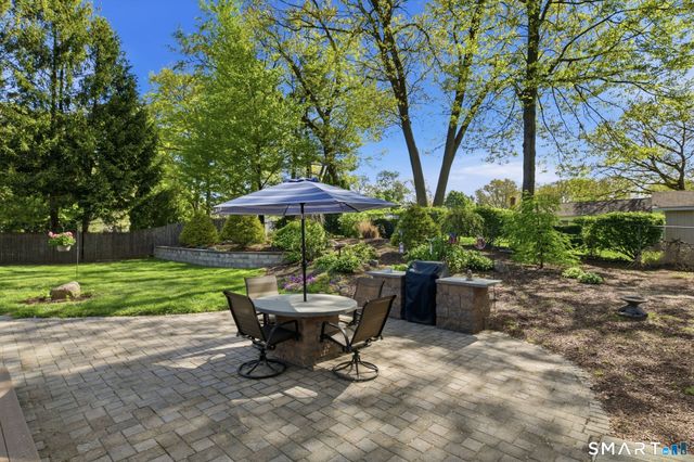 9 Overhill Road, Enfield, CT 06082