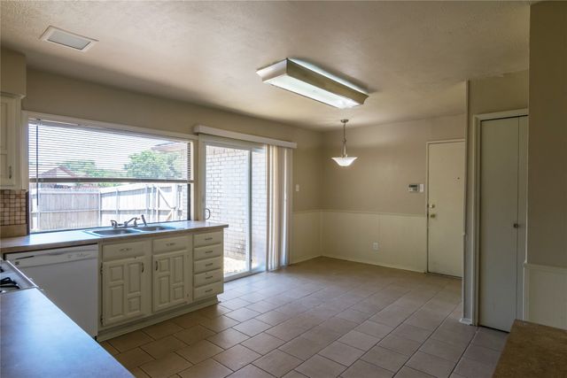3314 Ridgemoor Drive, Garland, TX 75044
