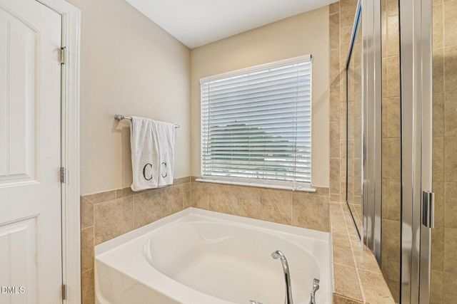 1608 Stone Wealth Drive, Knightdale, NC 27545