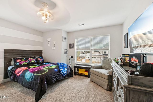 1608 Stone Wealth Drive, Knightdale, NC 27545