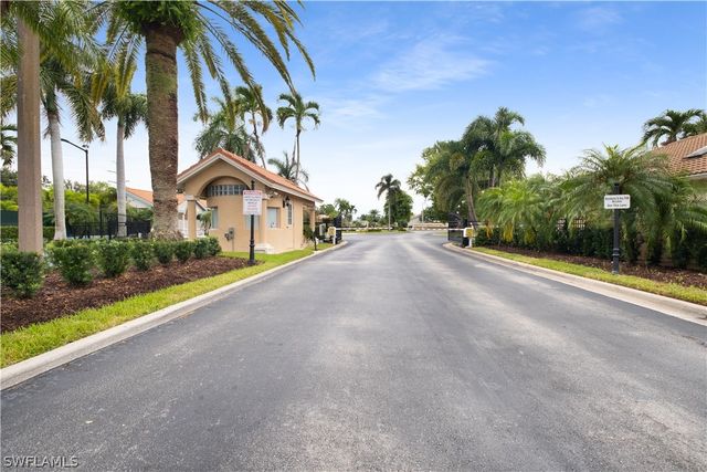 1250 Jardin DR, Naples, FL 34104