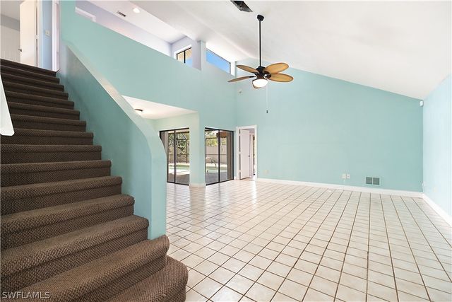 1250 Jardin DR, Naples, FL 34104