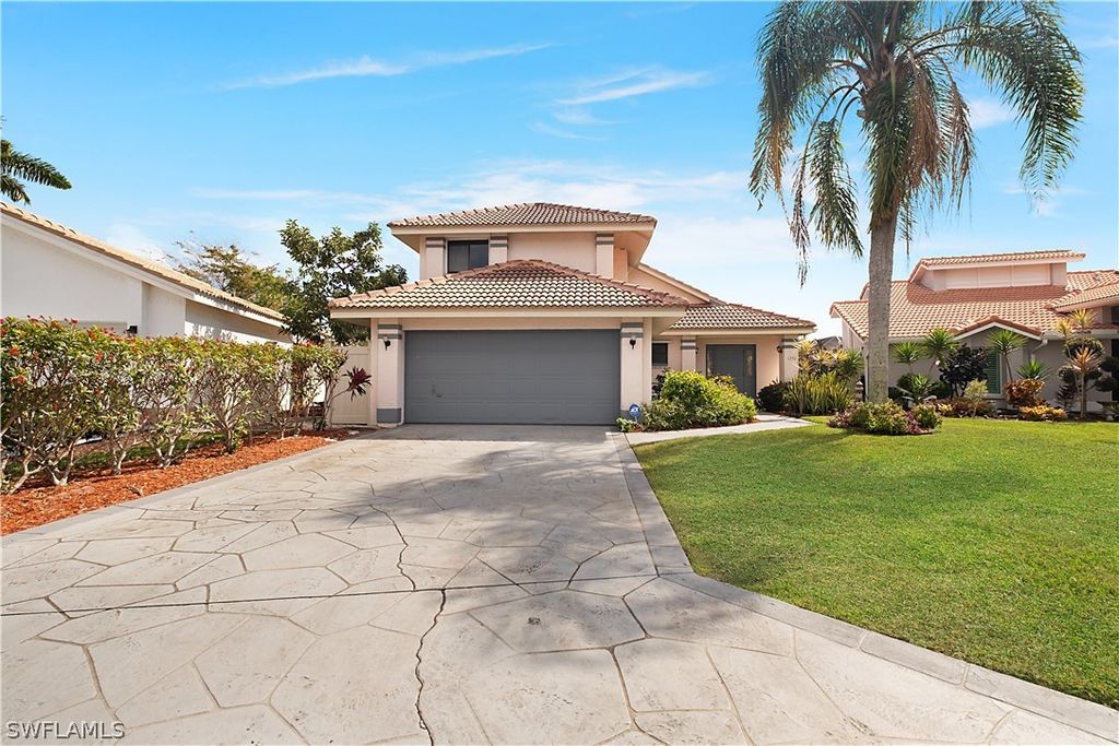 1250 Jardin DR, Naples, FL 34104