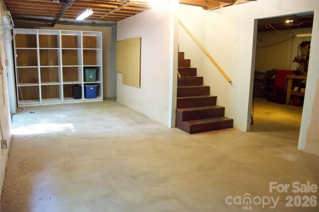 4631 Highlake Drive, Charlotte, NC 28215