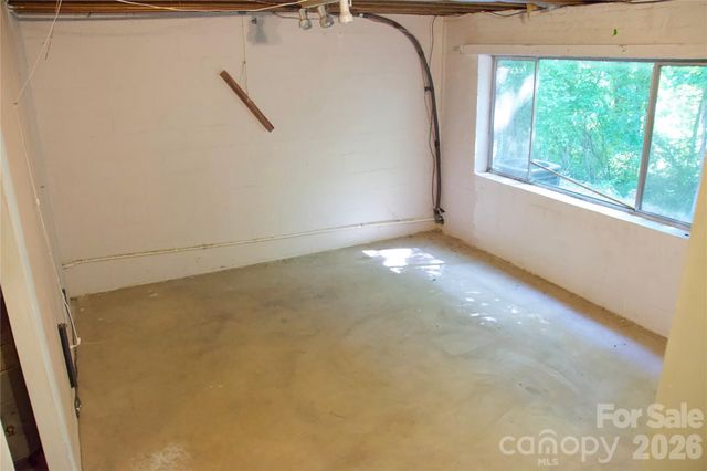 4631 Highlake Drive, Charlotte, NC 28215