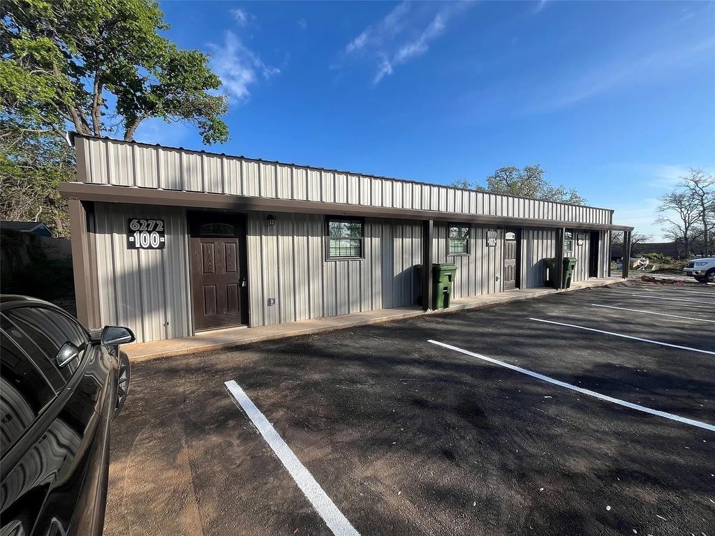 6272 Adelbert Drive 102, Fort Worth, TX 76135