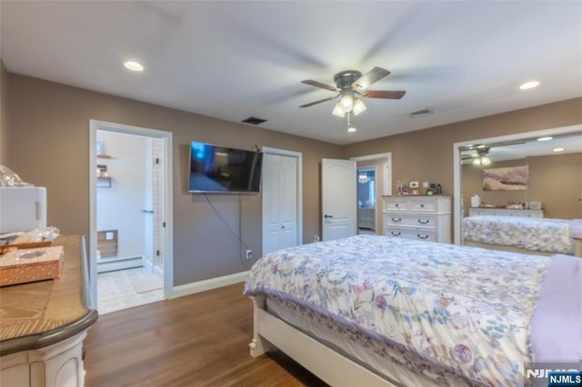 6 Livi Court 1, Elmwood Park, NJ 07407