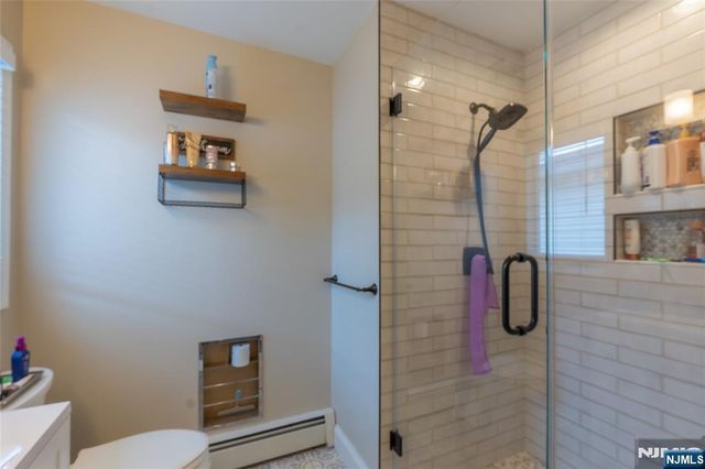 6 Livi Court 1, Elmwood Park, NJ 07407